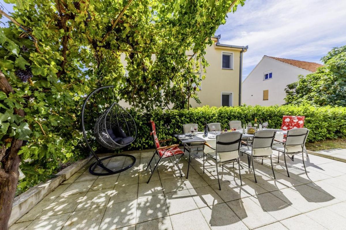 Ani In Trogir * Mittel-Dalmatien Hotel Donji Seget Exterior foto